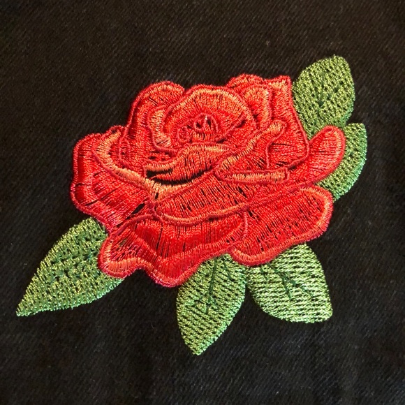 CELLO Made4You Size SMALL Rose Embroidered Denim Black Jean Jacket $74 NEW - Picture 11 of 16